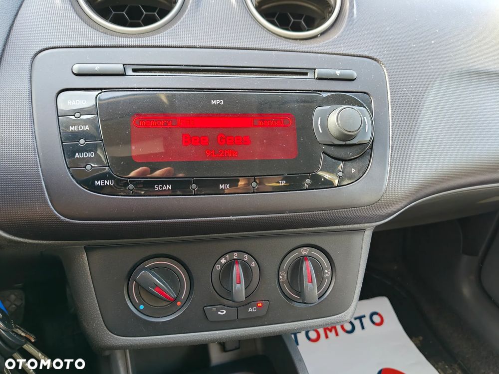 Seat Ibiza 1.4 16V Passion - 23