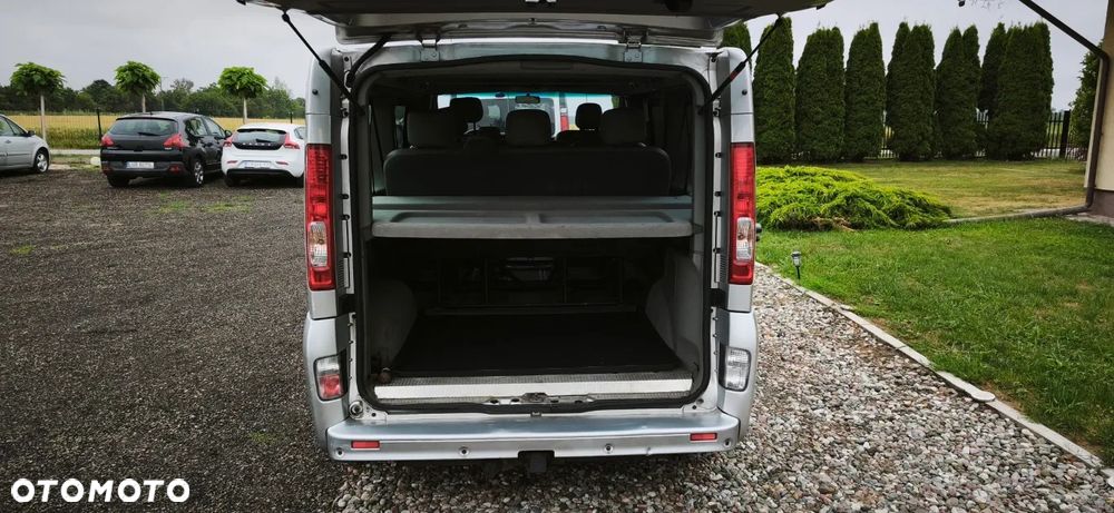 Opel Vivaro - 11
