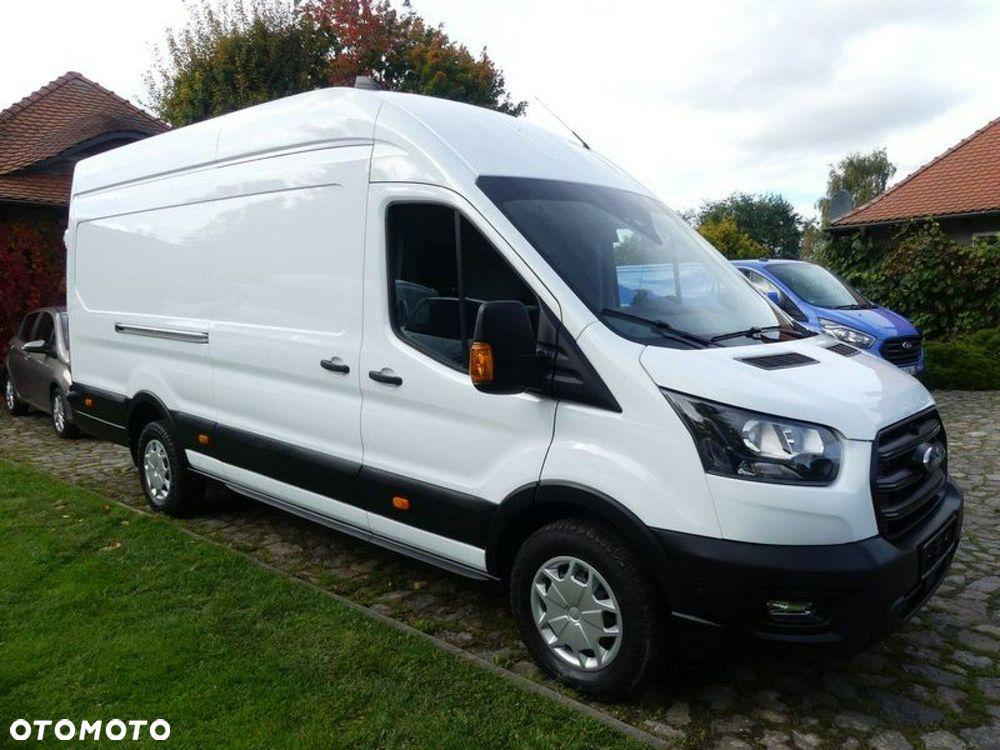 Ford Transit - 1