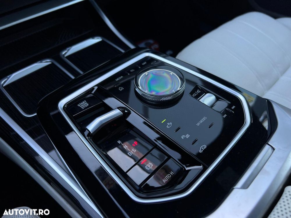 BMW Seria 7 - 21