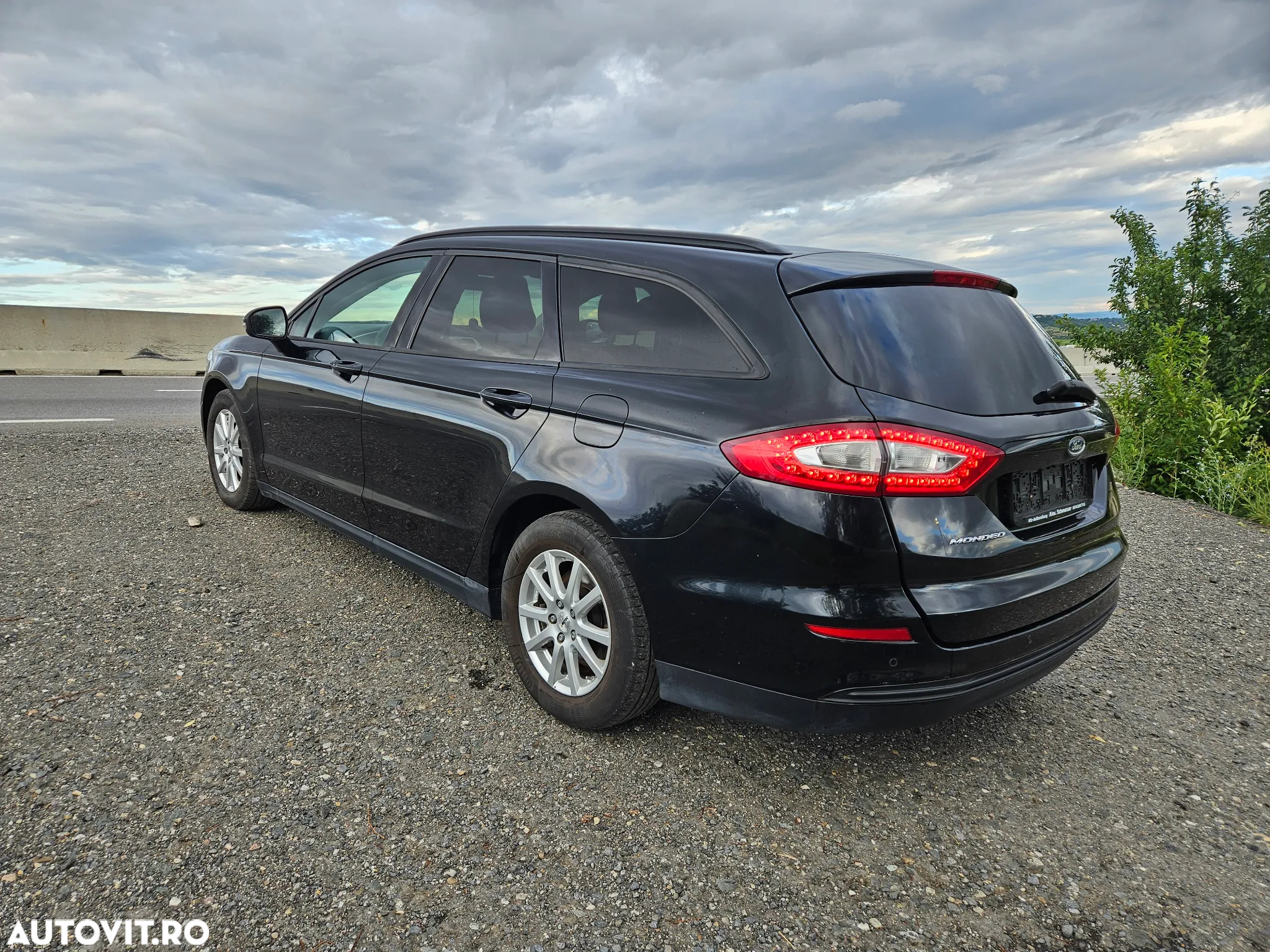 Ford Mondeo 1.6 TDCi Trend - 3