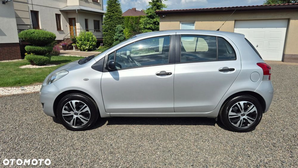 Toyota Yaris 1.0 VVT-i - 2