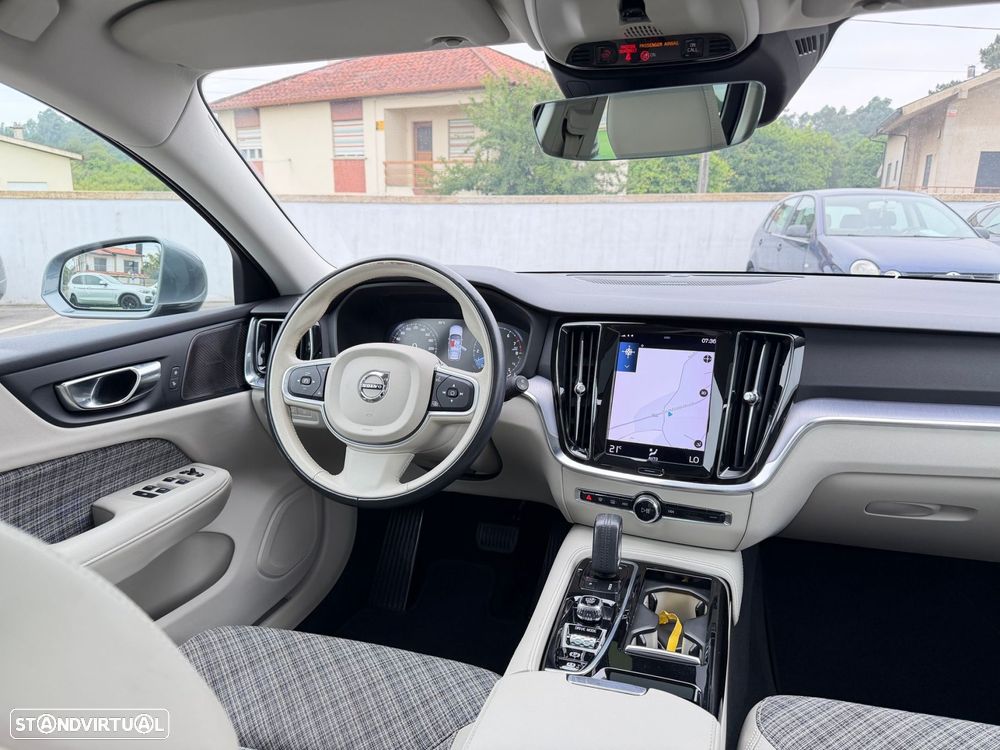 Volvo V60 2.0 T6 AWD TE Inscription Expression - 47