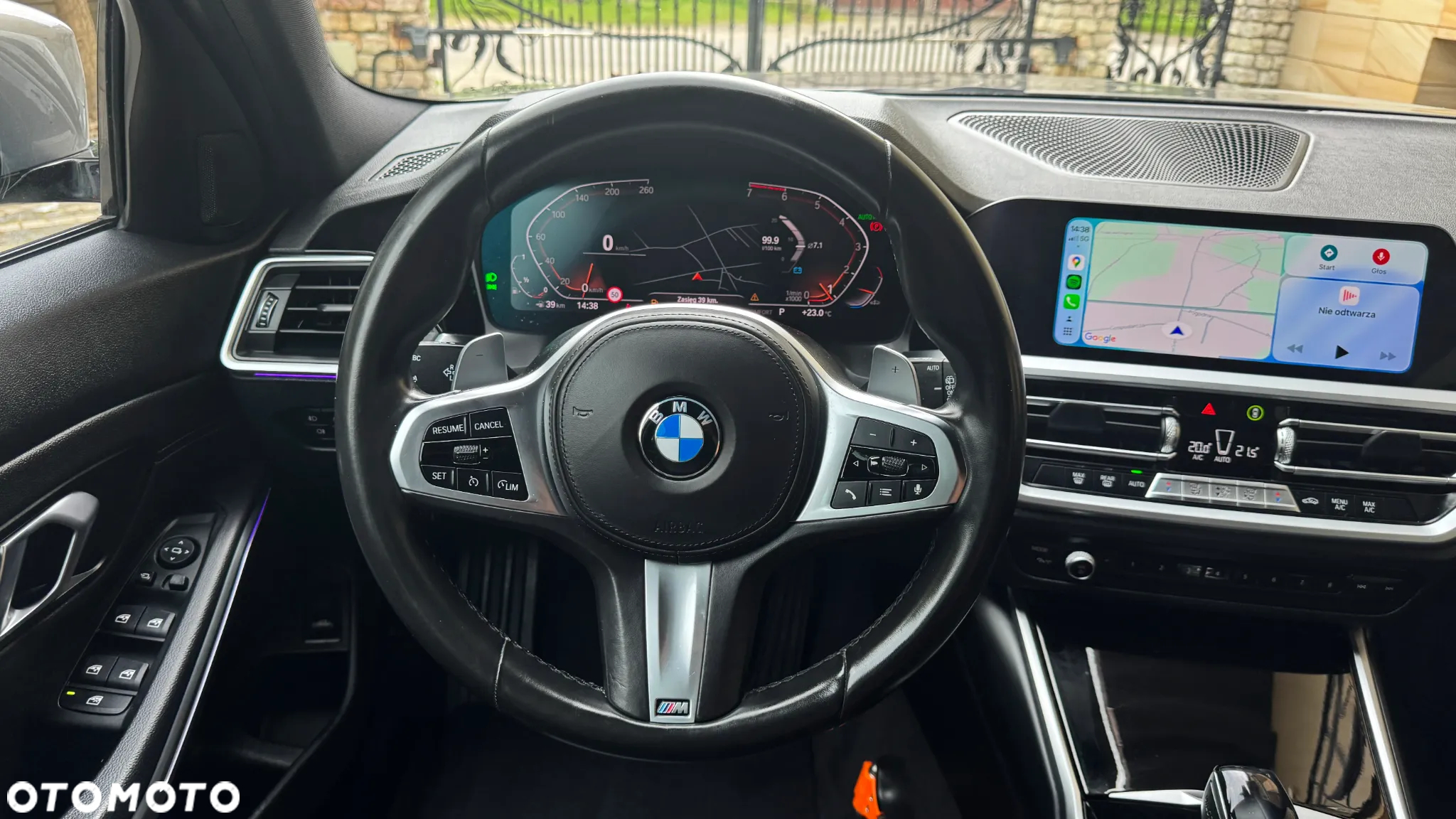 BMW Seria 3 330i Sport Line sport - 24