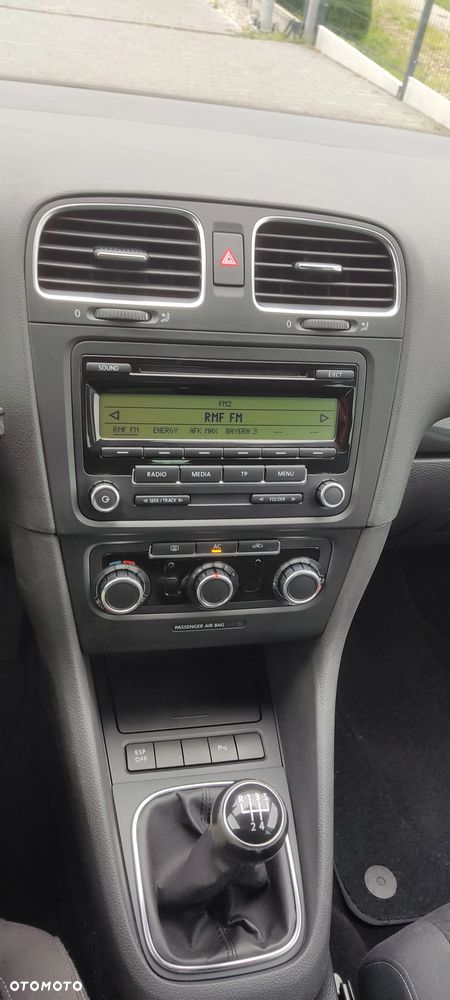 Volkswagen Golf 1.6 Comfortline - 15