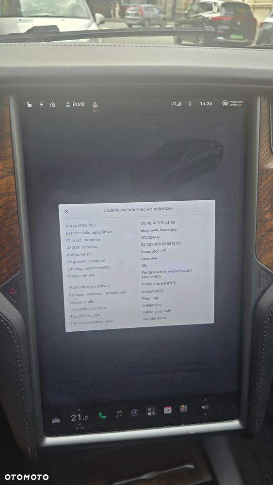 Tesla Model S - 26