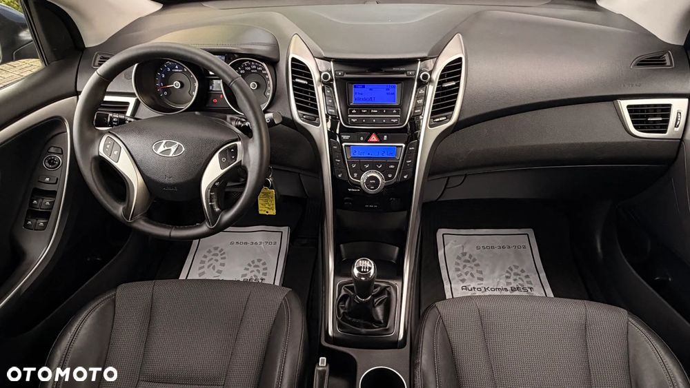 Hyundai i30 - 11