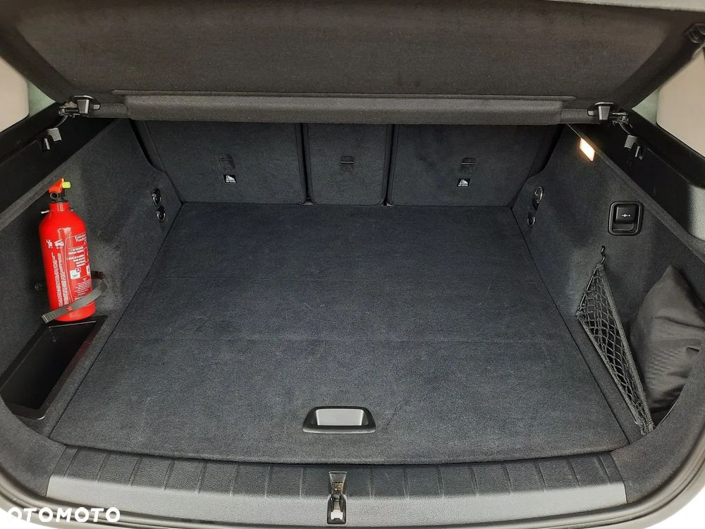 BMW X1 xDrive20i - 20