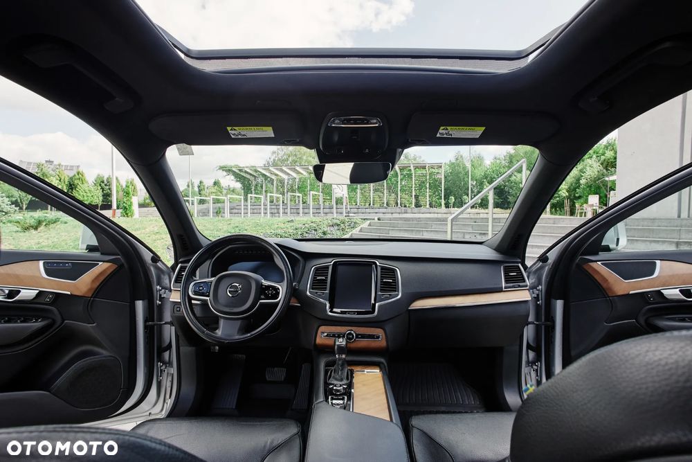 Volvo XC 90 T6 AWD Momentum 7os - 27