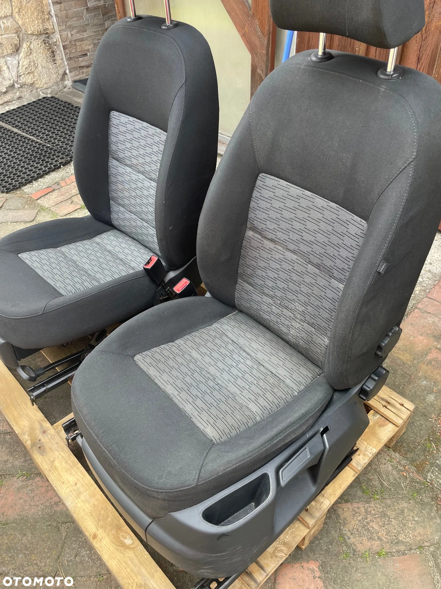 fotele Skoda Octavia 2 HB - 9