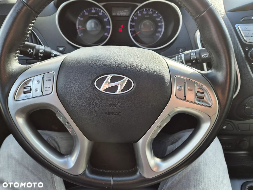 Hyundai ix35 1.6 2WD blue Style - 16