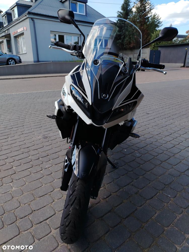 Triumph Tiger - 11