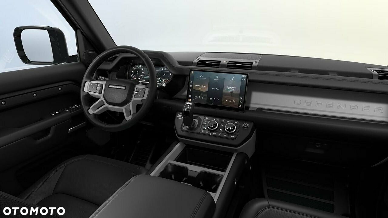 Land Rover Defender - 5