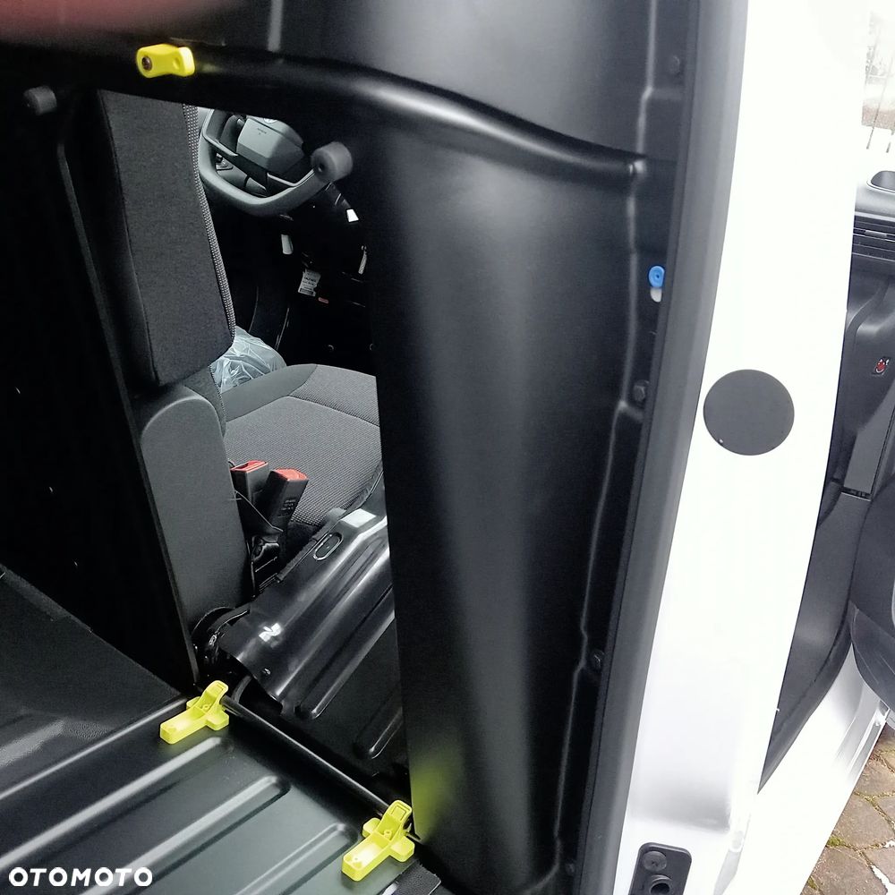 Opel Combo - 8