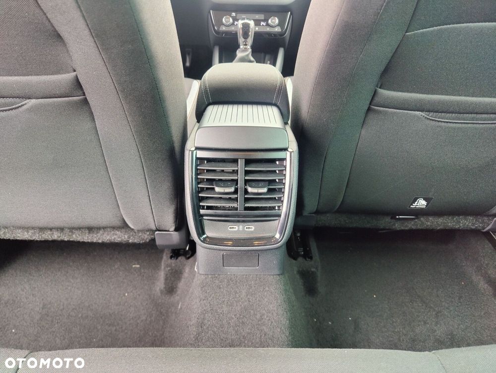 Skoda Kamiq 1.5 TSI Drive DSG - 27