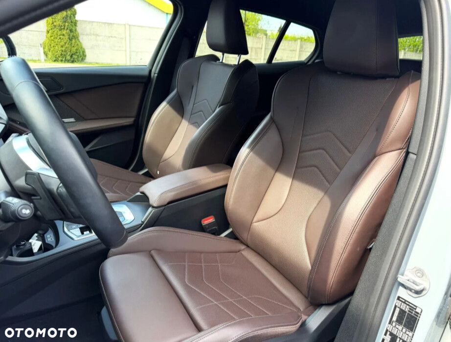 BMW Seria 1 - 16