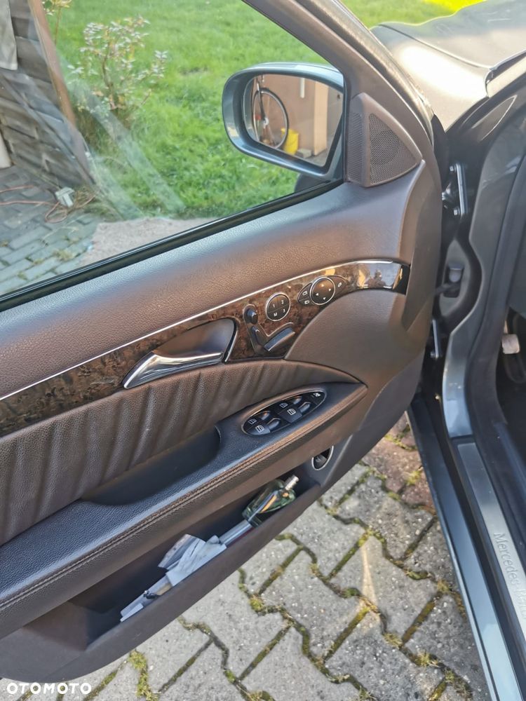 Mercedes-Benz Klasa E 320 CDI Avantgarde - 15