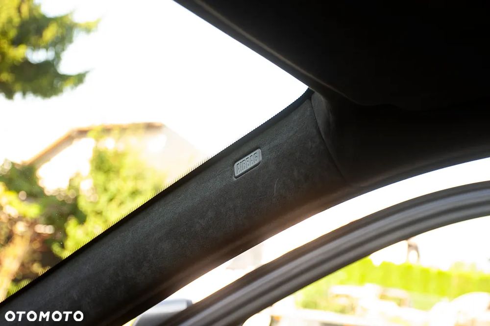 BMW Seria 5 525i xDrive Edition Exclusive - 37