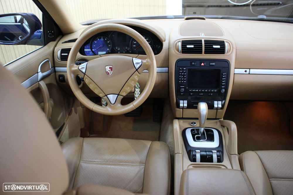 Porsche Cayenne Tiptronic - 27
