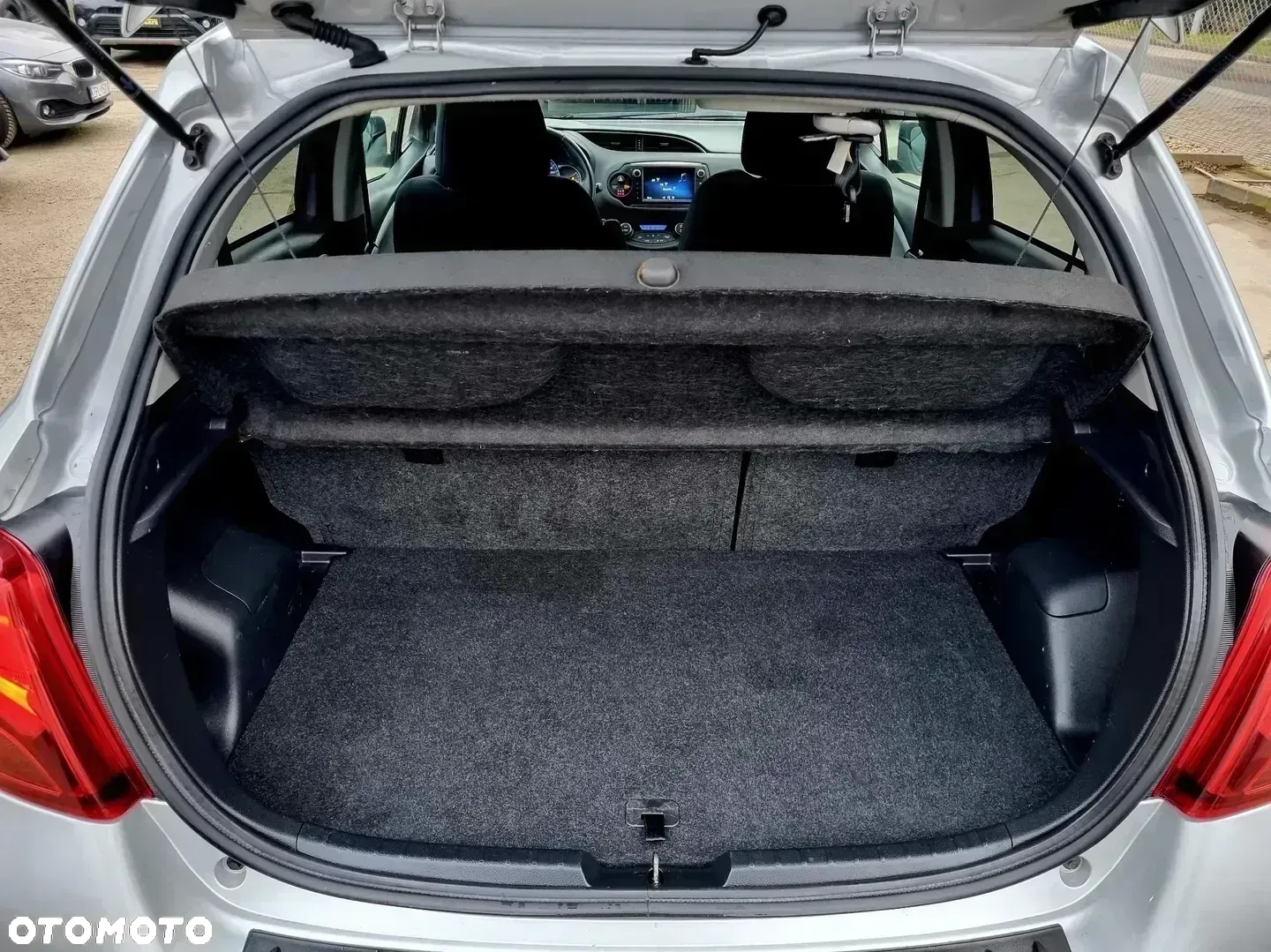 Toyota Yaris - 15