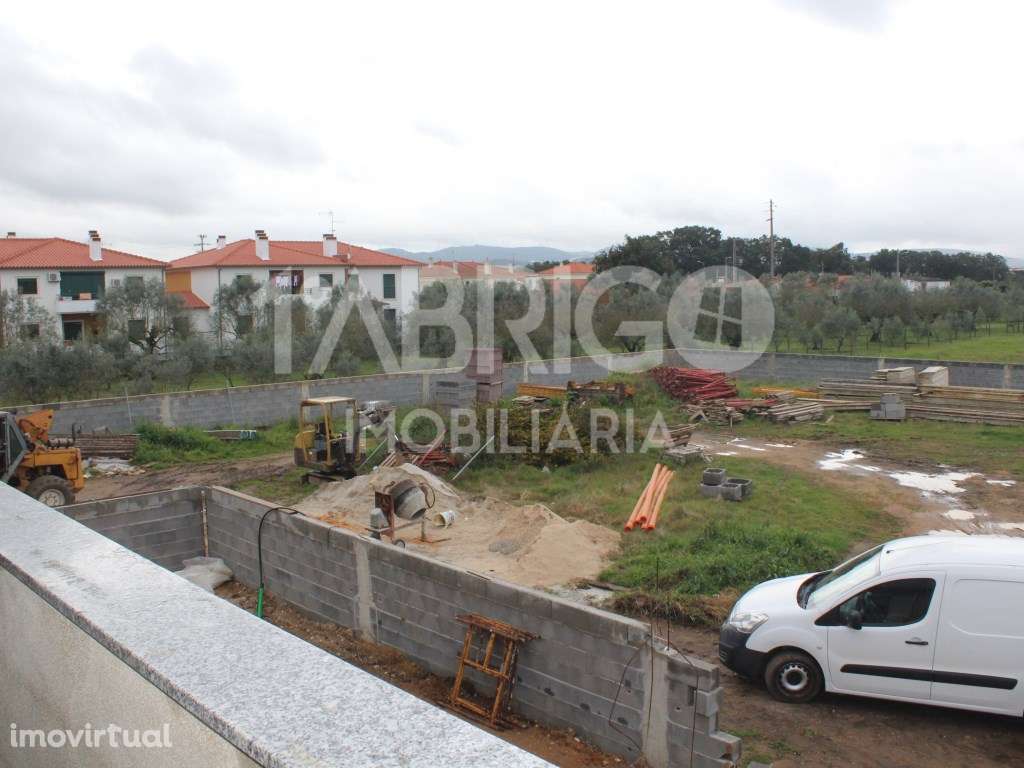 Moradia T3+1 Isolada - Grande imagem: 2/20