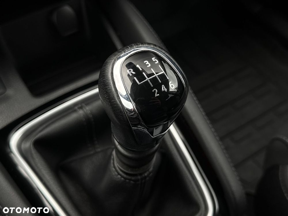 Nissan Qashqai 1.6 DIG-T N-Connecta - 22