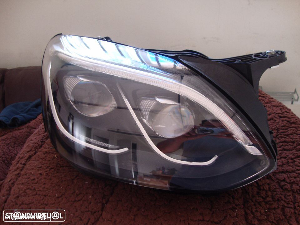 farol direito full Led Mercedes SLC W172 - 2