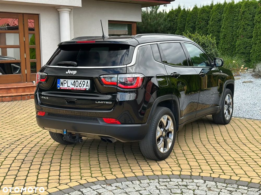 Jeep Compass - 12