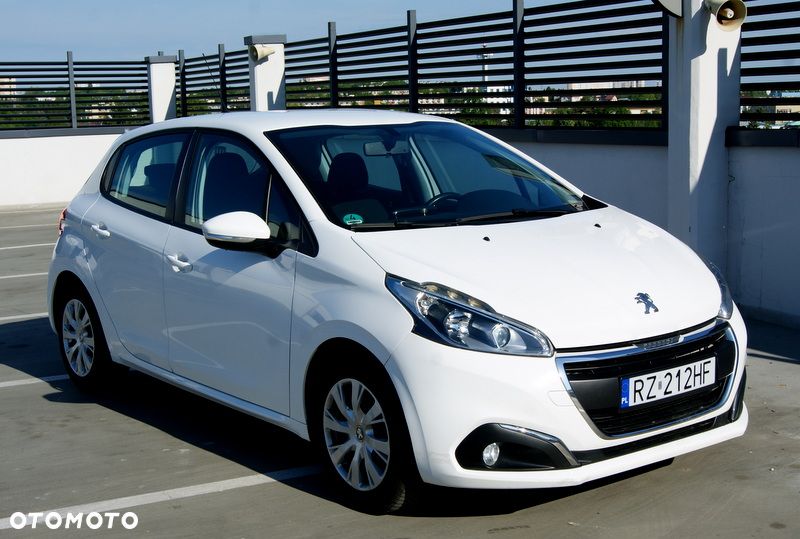 Peugeot 208 PureTech 82 Start & Stop Allure - 3