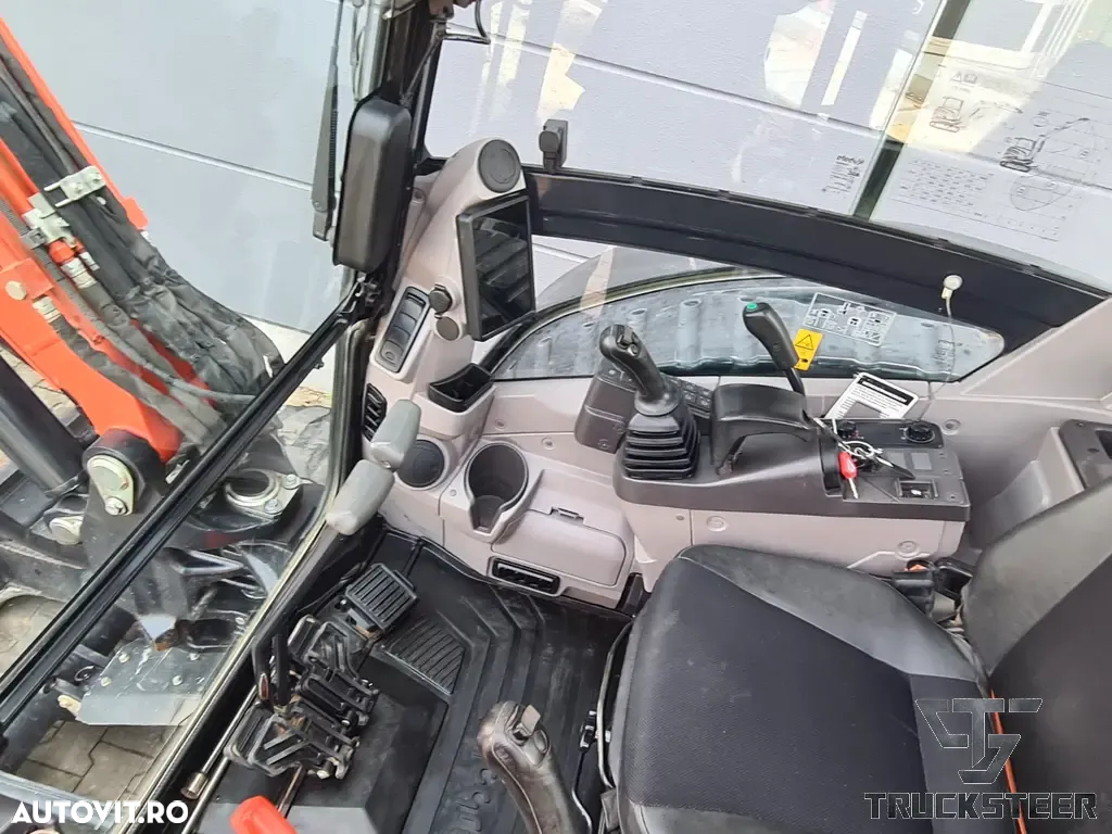 Kubota KX060-5 - 13