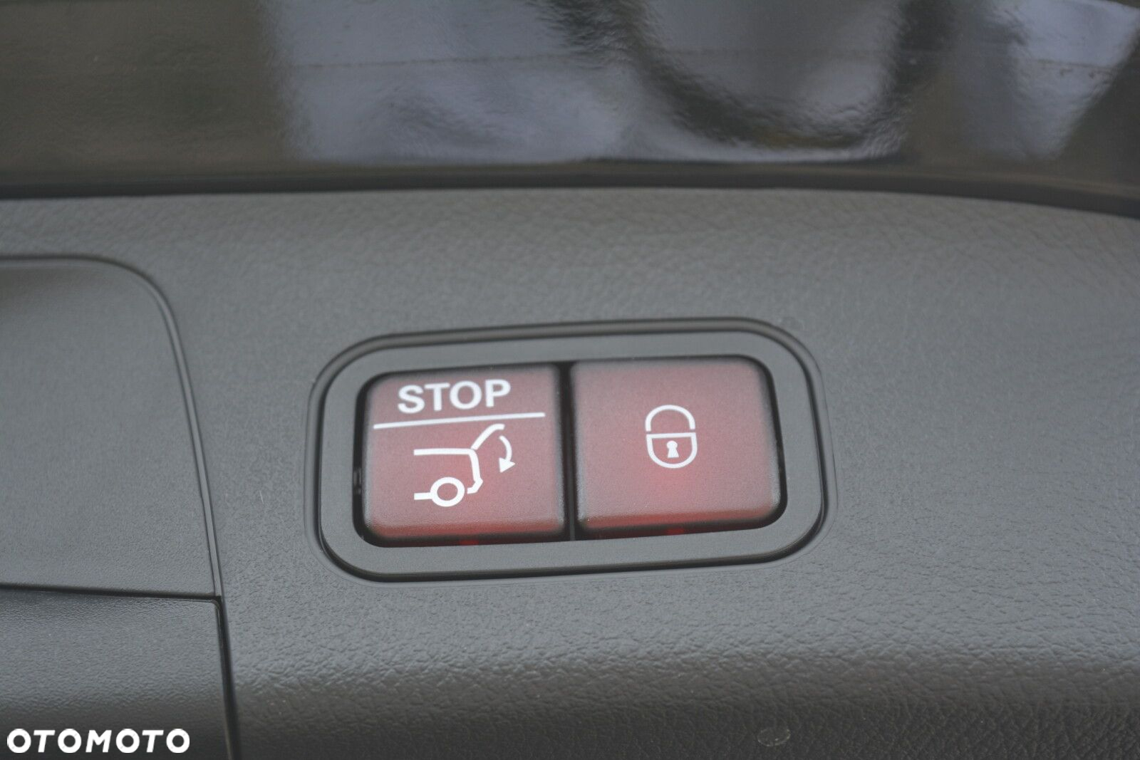 Mercedes-Benz GLA 200 Progressive - 10