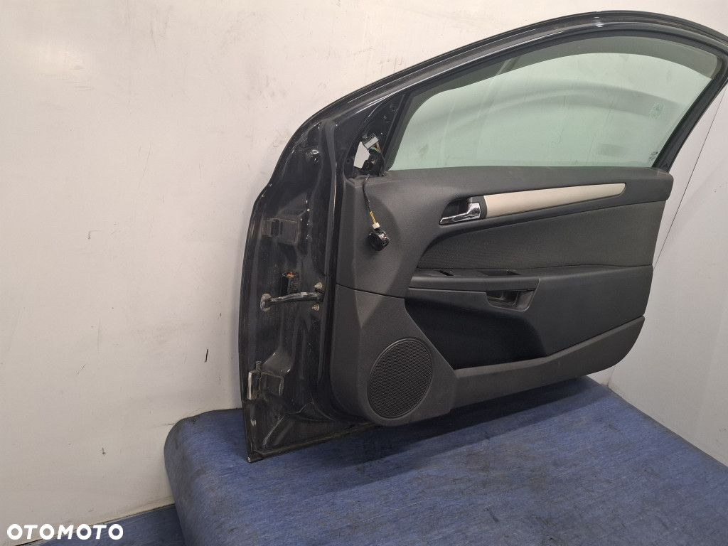 OPEL ASTRA H GTC DRZWI PRZÓD PRAWE Z20R - 8