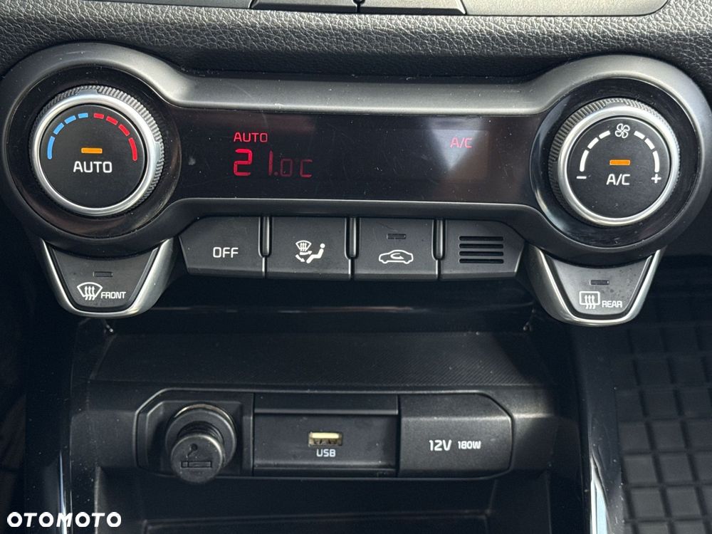 Kia Stonic 1.0 T-GDI MHEV L - 17