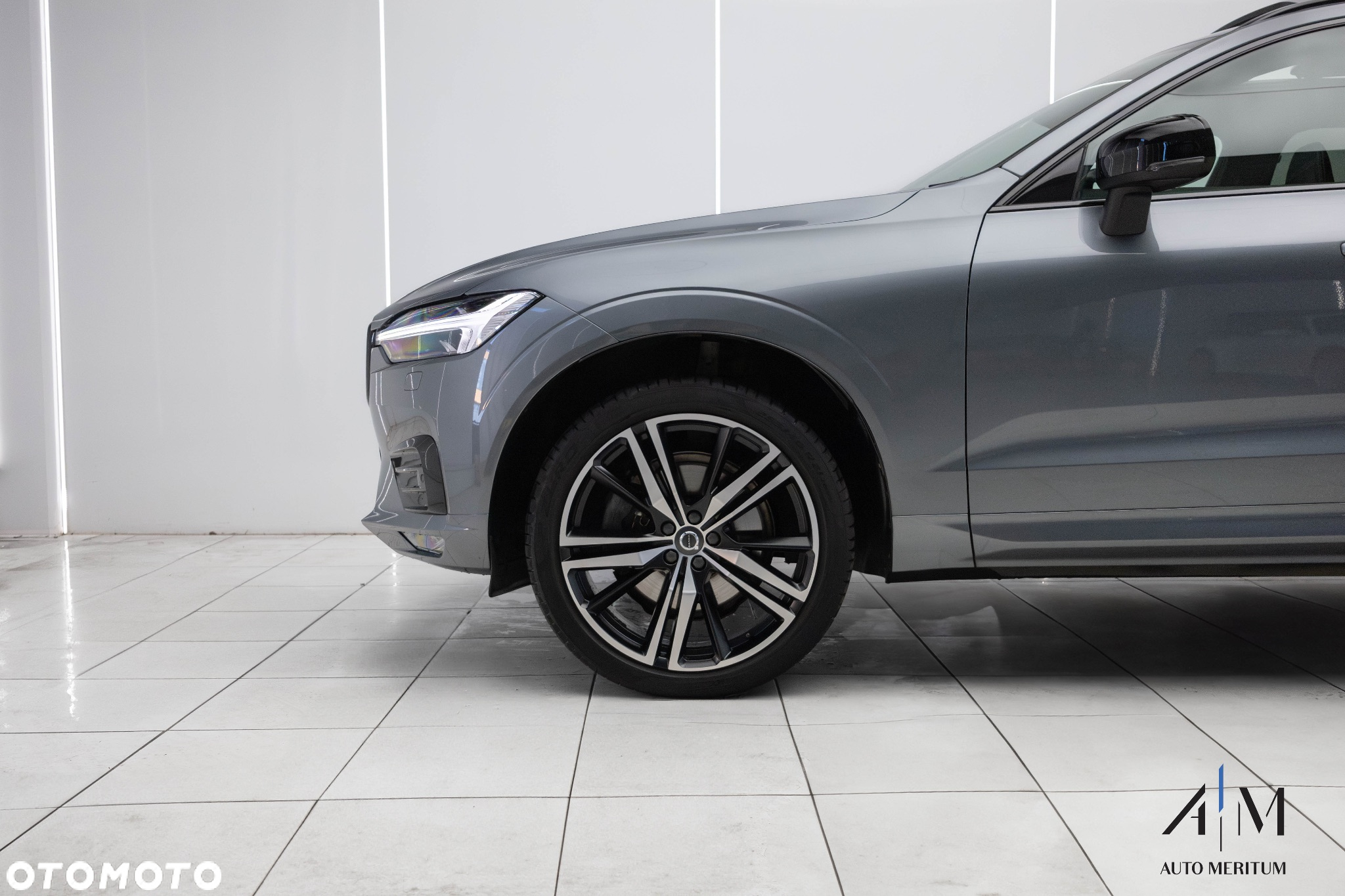 Volvo XC 60 B4 D AWD Ultimate Dark - 8