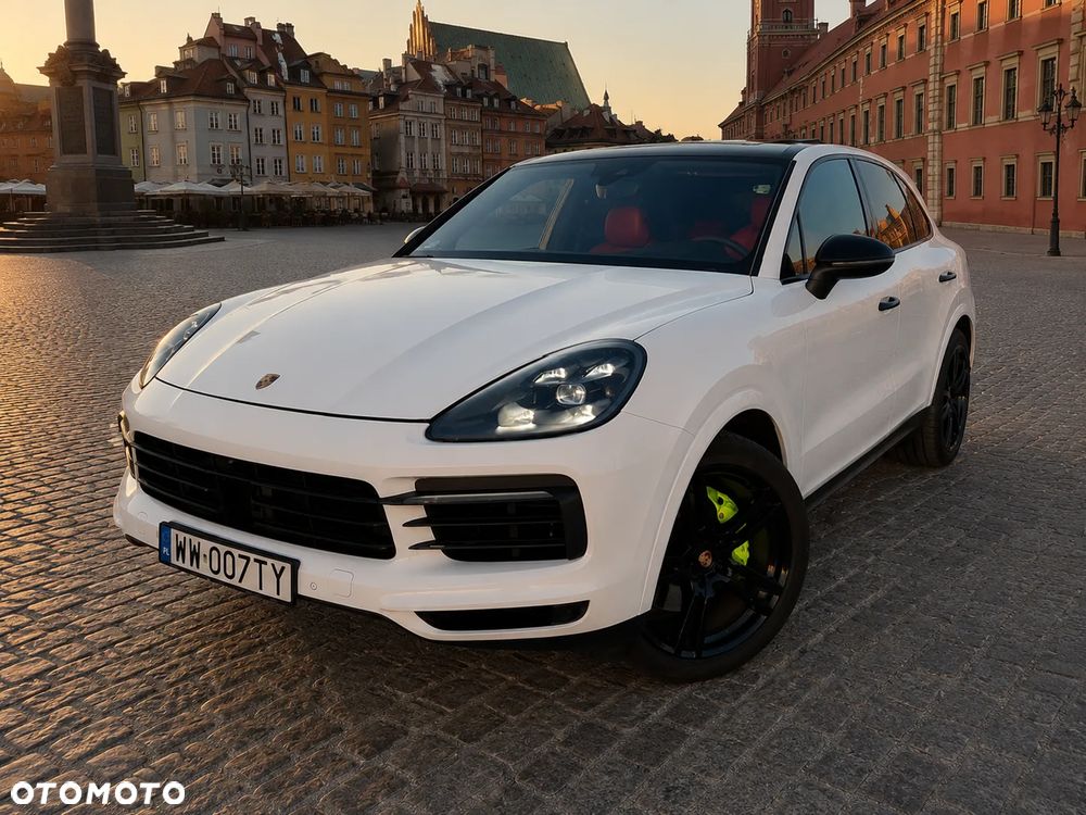 Porsche Cayenne E-Hybrid - 2