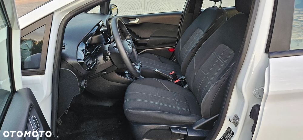 Ford Fiesta 1.0 EcoBoost Titanium - 10