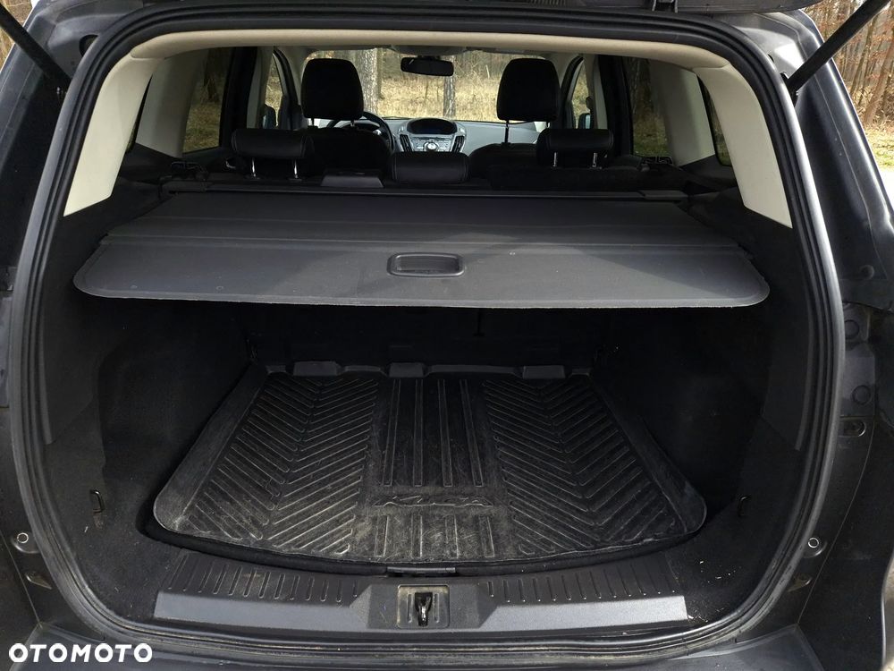 Ford Kuga 2.0 TDCi 4x4 Titanium - 16