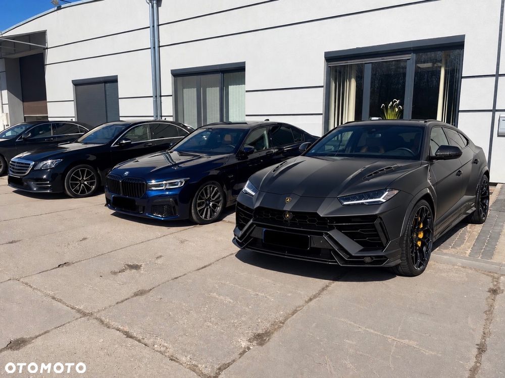 Lamborghini Urus - 1