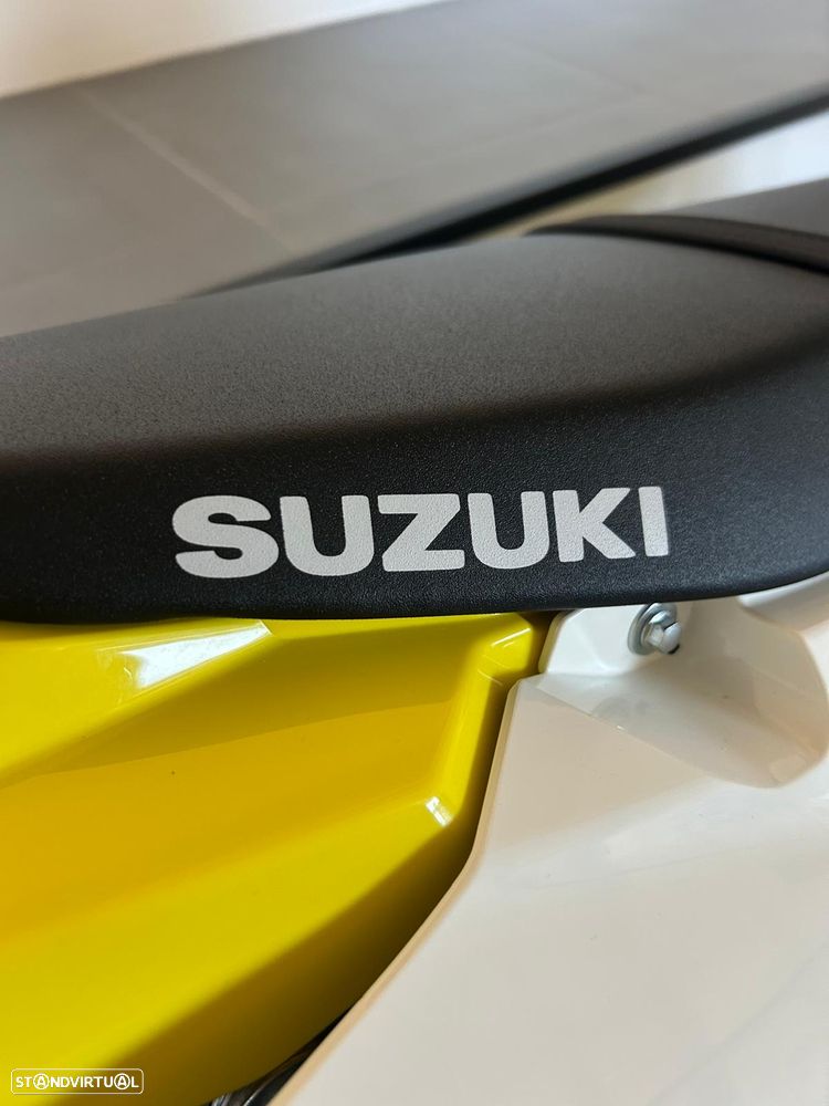 Suzuki DR DR-Z4S - 6