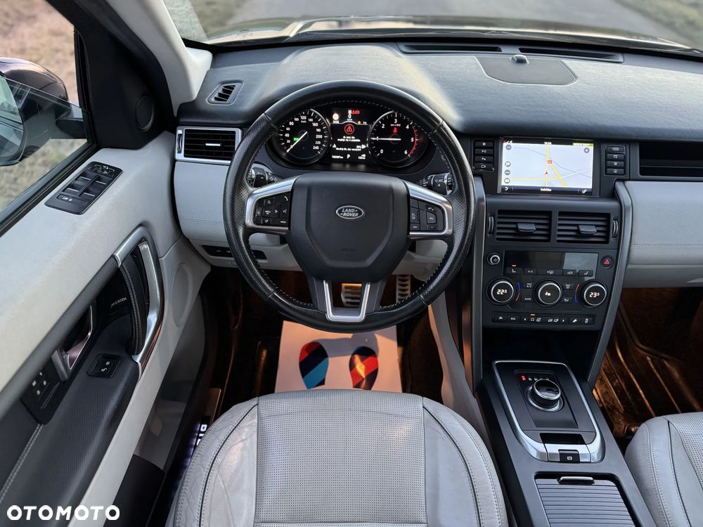 Land Rover Discovery Sport 2.0 TD4 HSE Luxury - 34