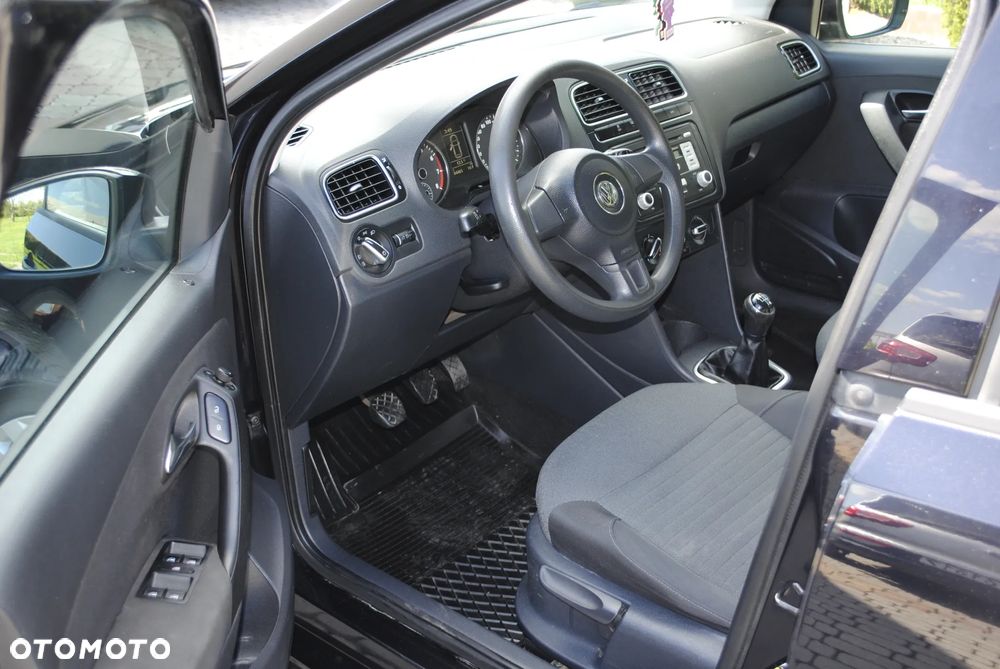 Volkswagen Polo - 12