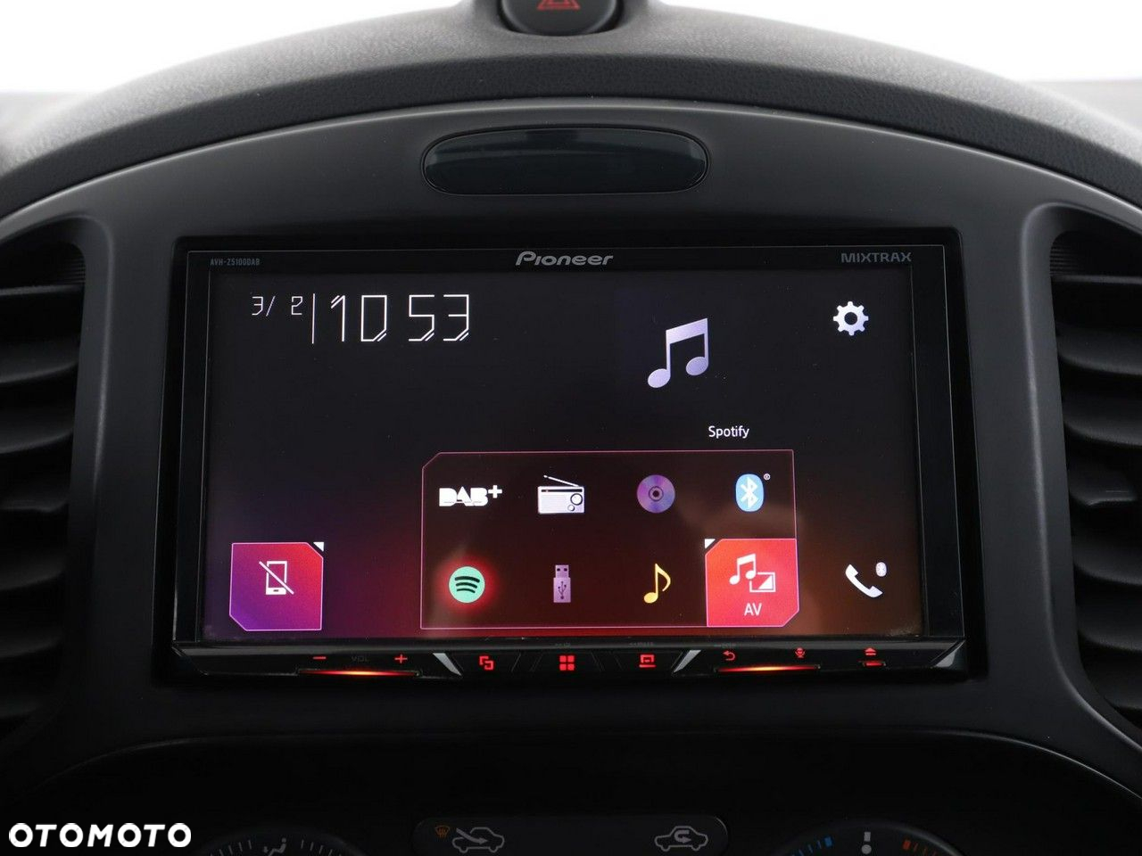 Nissan Juke - 23