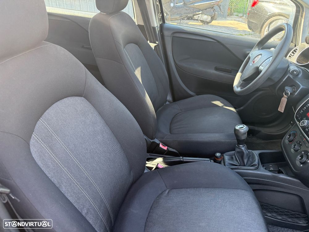 Fiat Punto 1.3 M-Jet Easy S&S - 18