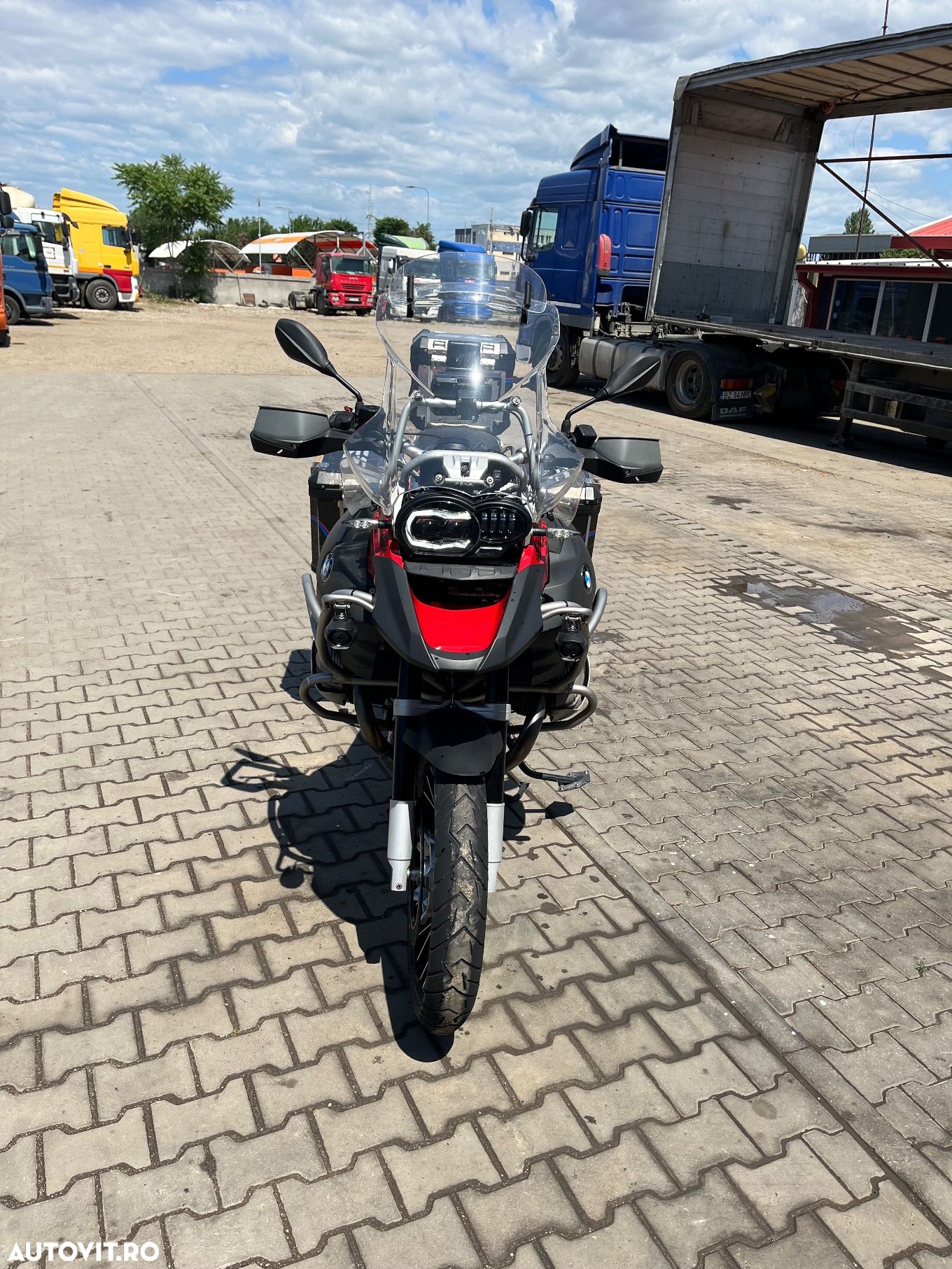 BMW R 1200GS Adventure 90th Anniversary - 1