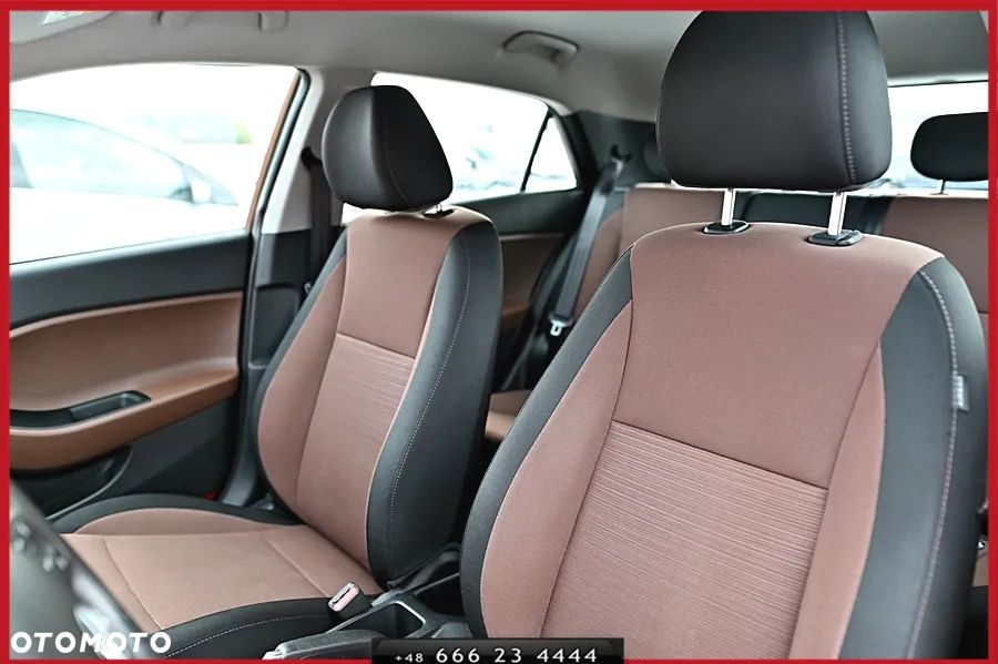 Hyundai i20 1.2 Elegant - 14