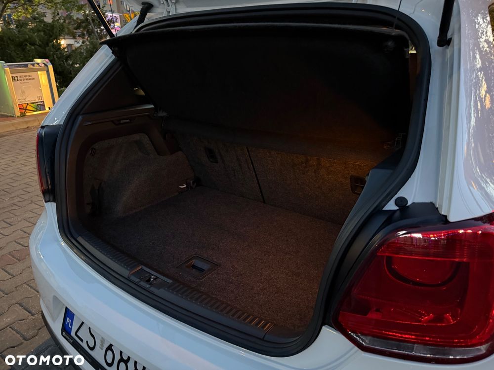 Volkswagen Polo - 8