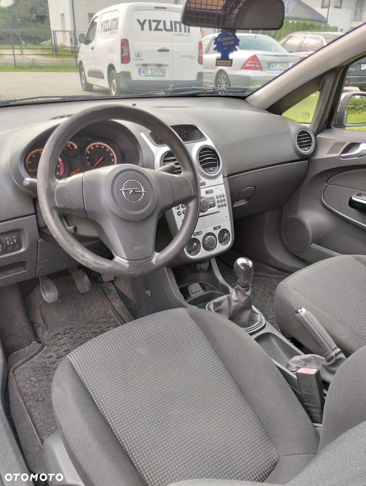Opel Corsa 1.2 16V Cosmo - 6