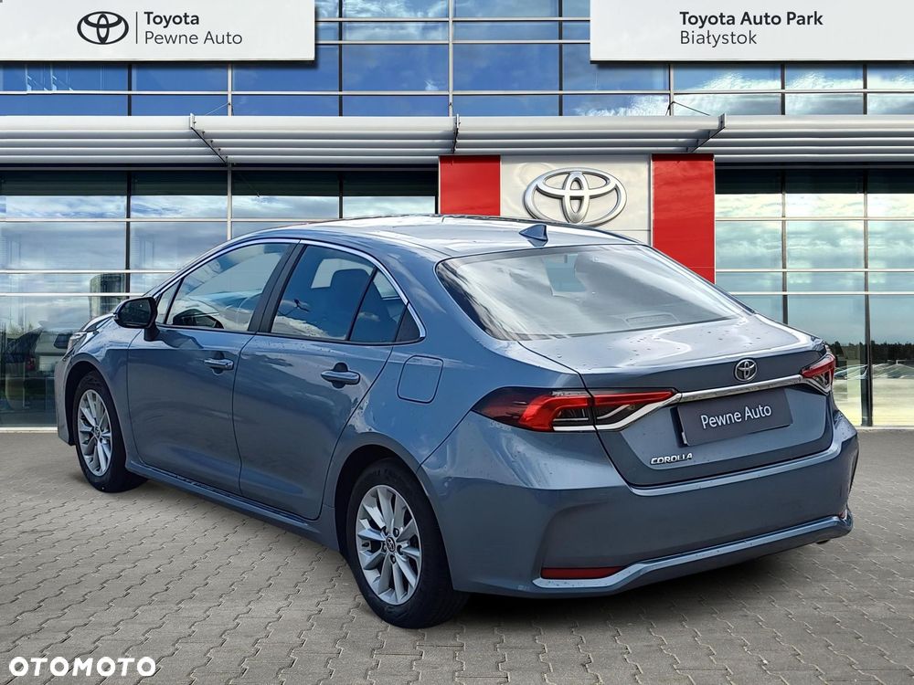 Toyota Corolla - 3