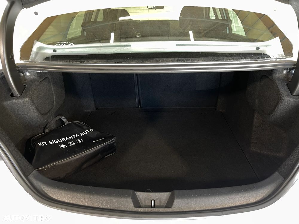 Renault Megane TCe 140 GPF Zen - 12