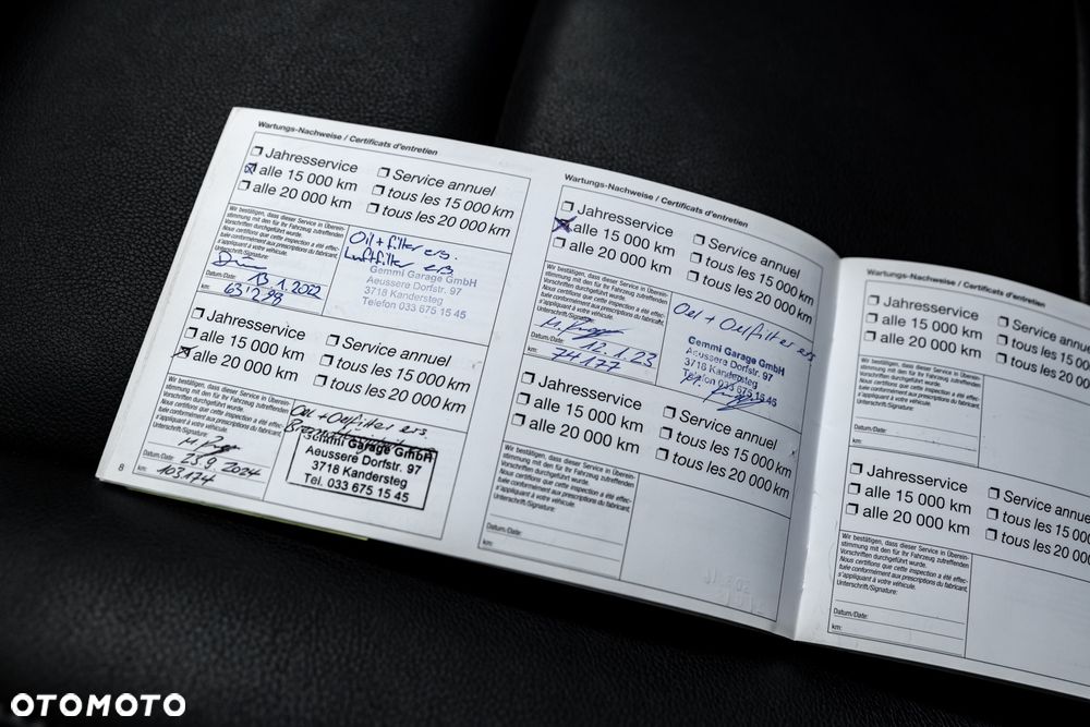 Jeep Grand Cherokee - 37